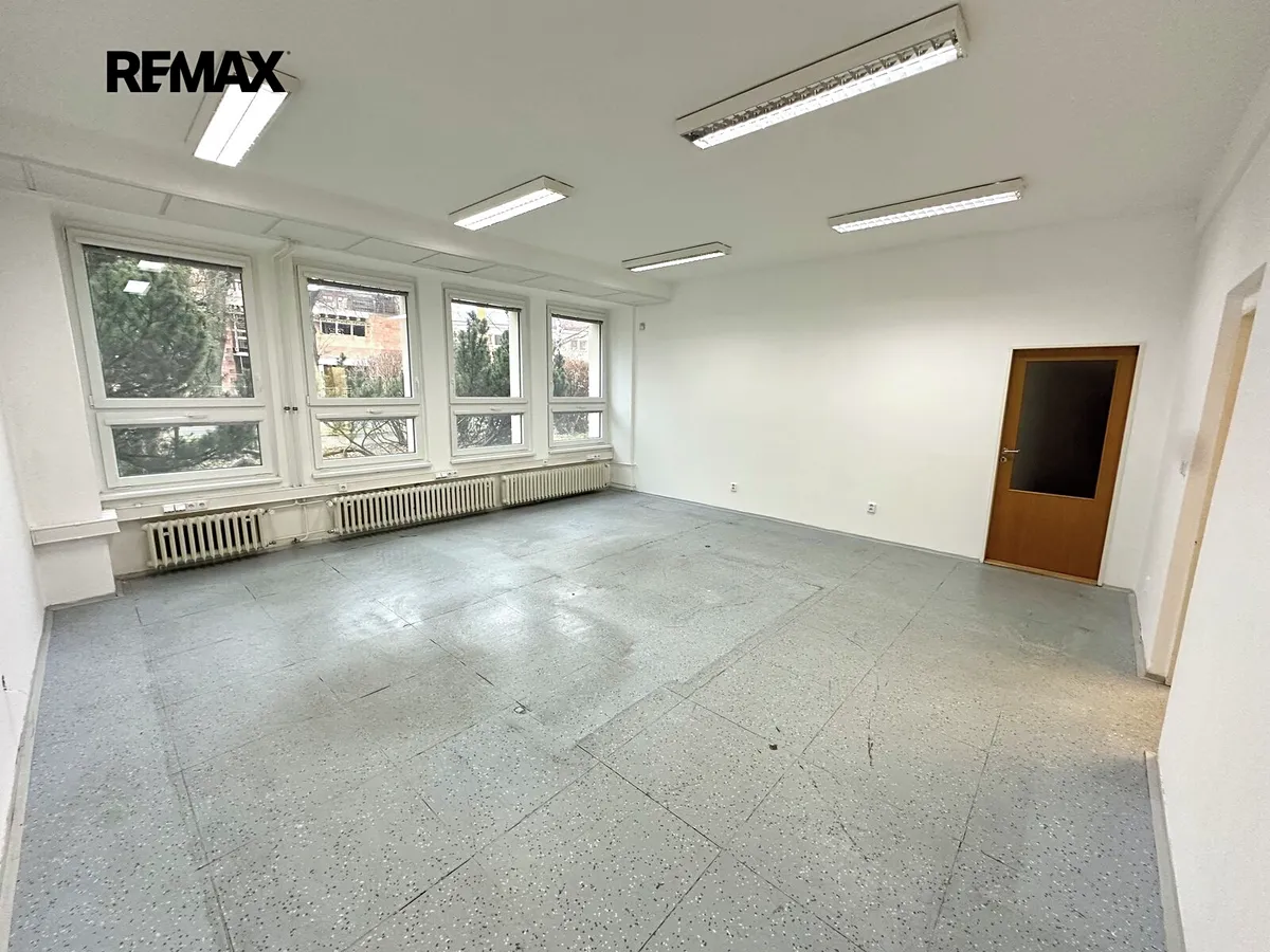 Pronájem kanceláře 45 m²